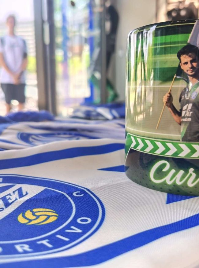 Taza Curro (1) Taza Curro (1)