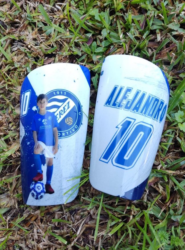 Espinilleras-1.jpeg Espinilleras-1.jpeg