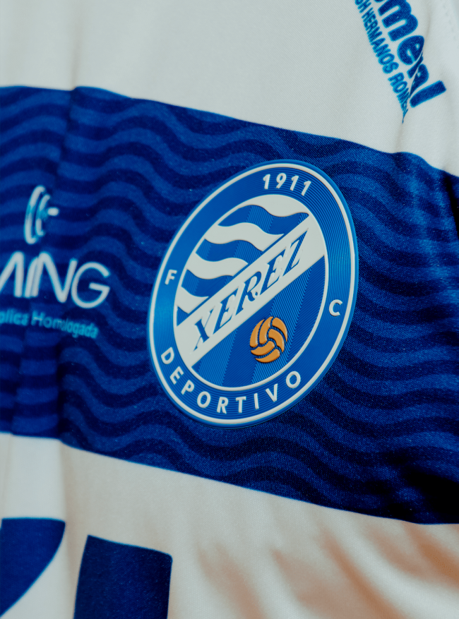 camiseta-xdfc-segunda-equipacion-blanca-hummel-24-25_06 Camiseta Segunda Equipación Hummel Blanca 24-25