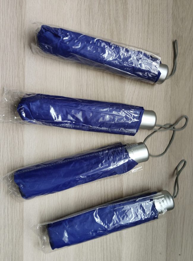 paraguas-low-cost_01 paraguas-low-cost_01