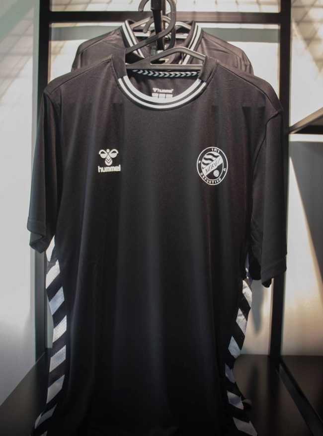 Camiseta entreno negra