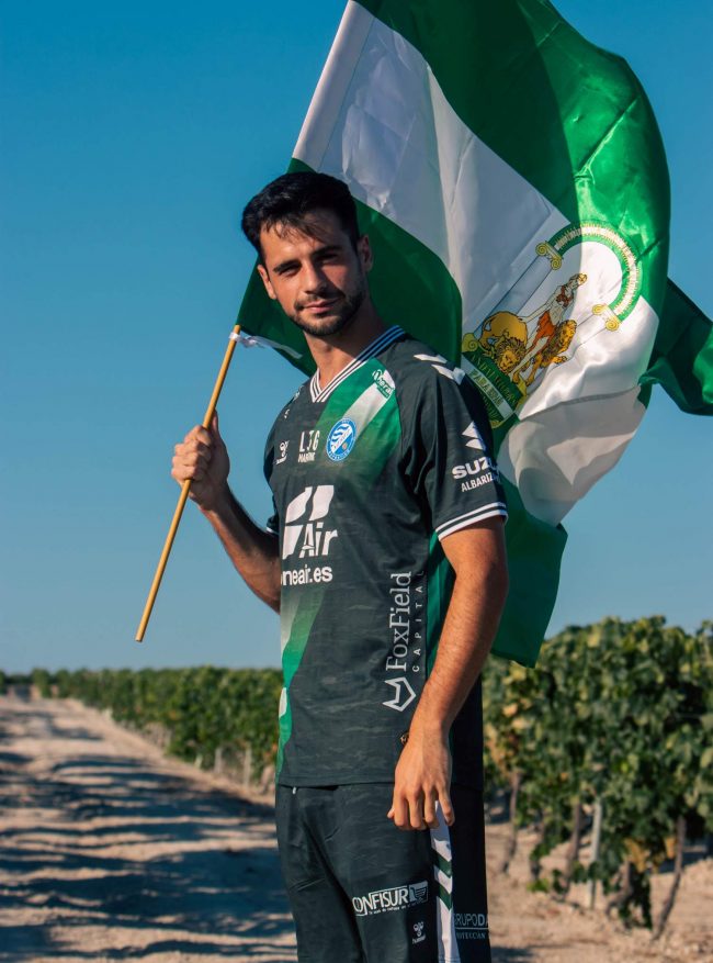 Camiseta verde 2025-26 (3)