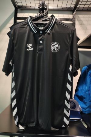 Polo negro técnicos 2025-26