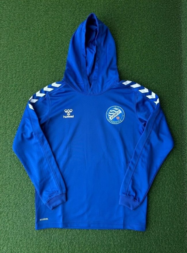 Sudadera azul con capucha