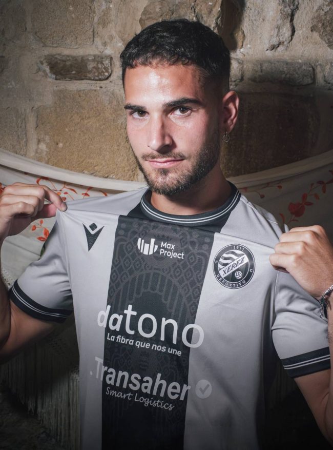 EQUIPACIÓN XEREZ DEPORTIVO FC FERIA DEL CABALLO 2026-27